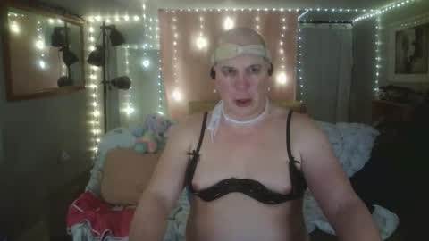 lacey online show from 04.05.26