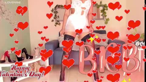 Snapshot of thais_dreams chatting on 02.14.25 Thais online show from 02.14.25