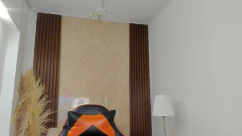 Sweet Thais  online show from 04.13.26