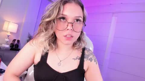 Thalia21 online show from 03.01.25