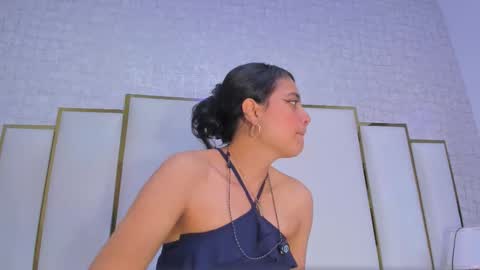 Snapshot of thalia888_ chatting on 01.18.26 thalia888_ online show from 01.18.26