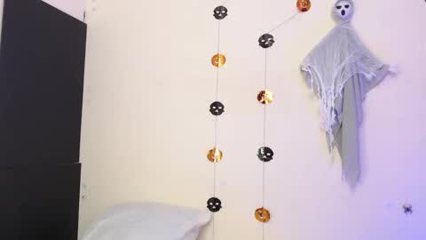  Thalia Anderson  online show from 10.31.25