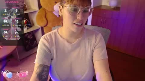 Snapshot of thamarajane1 chatting on 12.09.24 online show from 12.09.24