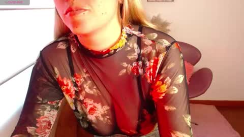 Snapshot of thamarajane1 chatting on 02.07.25 online show from 02.07.25