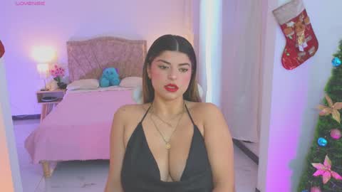 Thamara  online show from 12.16.24