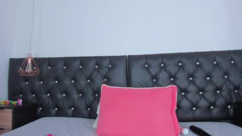Snapshot of thara_webstter chatting on 12.05.24 thara webstter online show from 12.05.24
