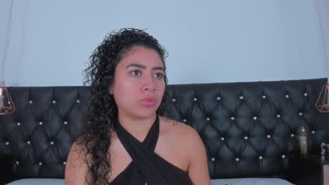 Snapshot of thara_webstter chatting on 12.19.24 thara webstter online show from 12.19.24