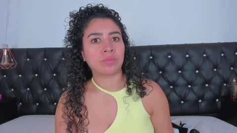 Snapshot of thara_webstter chatting on 12.28.24 thara webstter online show from 12.28.24