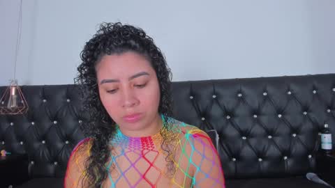 Snapshot of thara_webstter chatting on 01.14.25 thara webstter online show from 01.14.25