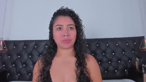 Snapshot of thara_webstter chatting on 02.03.25 thara webstter online show from 02.03.25