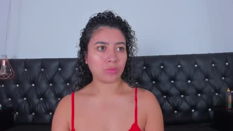 Snapshot of thara_webstter chatting on 02.12.25 thara webstter online show from 02.12.25