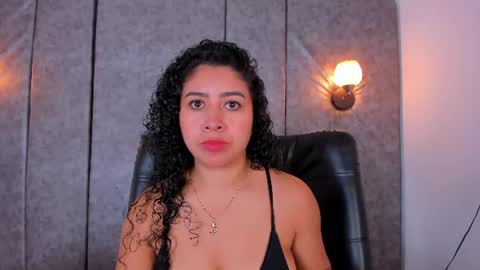thara webstter online show from 07.11.26