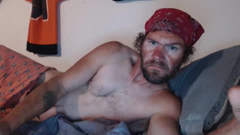 Snapshot of that1dude09 chatting on 10.18.25 that1dude09 online show from 10.18.25