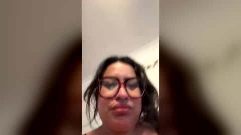 thatgirllia90 online show from 07.28.26