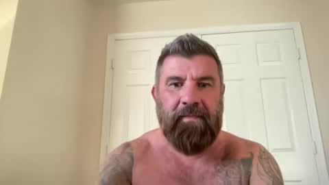 Snapshot of thatguybearded chatting on 01.31.25 ThatGuyBearded online show from 01.31.25