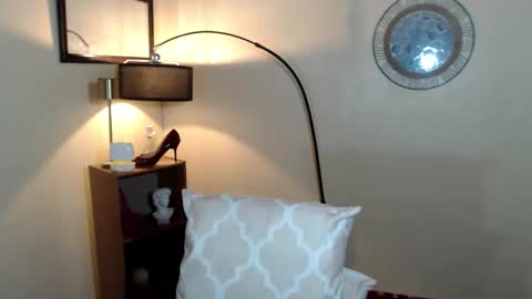 thatslut_deia online show from 10.05.25