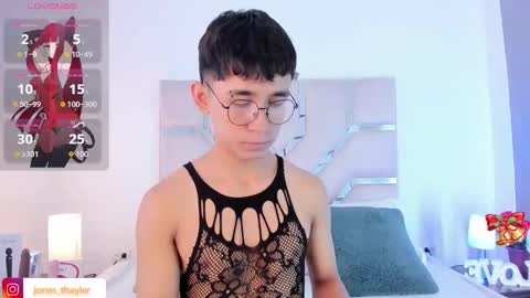 Thayler  online show from 01.08.26