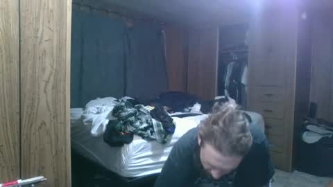 Snapshot of the4stringmotha chatting on 01.31.25 BiggerINalaska online show from 01.31.25