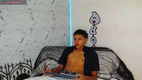 Sean OPry   online show from 10.07.25