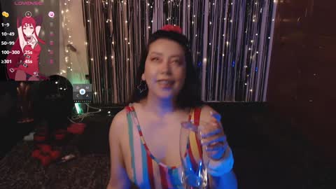 Snapshot of the_crazy_latina chatting on 01.17.25 Giovanna online show from 01.17.25