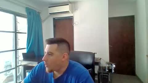 Snapshot of the_dark_knive_ chatting on 09.26.25 the_dark_knive_ online show from 09.26.25