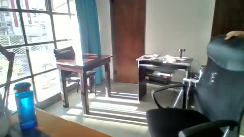 Snapshot of the_dark_knive_ chatting on 10.03.25 the_dark_knive_ online show from 10.03.25