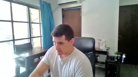 Snapshot of the_dark_knive_ chatting on 10.21.25 the_dark_knive_ online show from 10.21.25