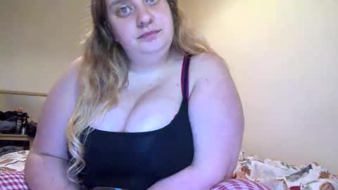 Snapshot of the_goddess_anubis chatting on 10.21.25 Anubis online show from 10.21.25