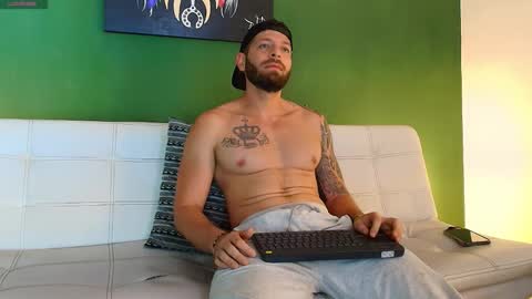 Snapshot of the_golden_boys chatting on 09.23.25 SCOTT  THEO  KAMERON  GENDERSON online show from 09.23.25