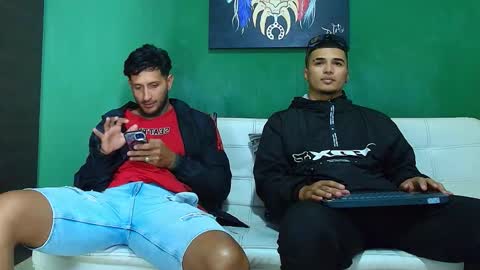 SCOTT  THEO  KAMERON  GENDERSON online show from 11.29.25