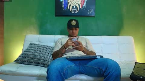 SCOTT  THEO  KAMERON  GENDERSON online show from 11.30.25