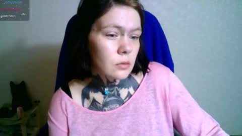 Snapshot of the_ice_owl chatting on 10.21.25 the_ice_owl online show from 10.21.25