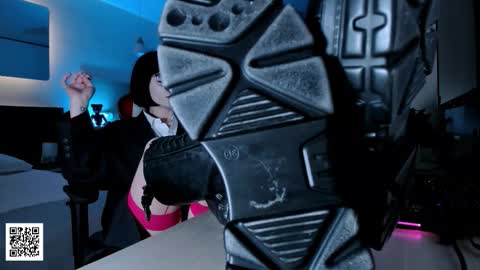 Goddess Misha online show from 11.17.25