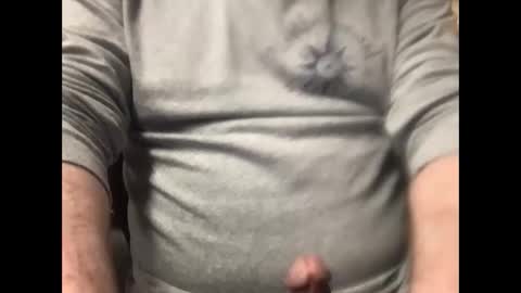 Snapshot of the_johnny_bravo chatting on 10.01.25 BarryMcCockiner online show from 10.01.25