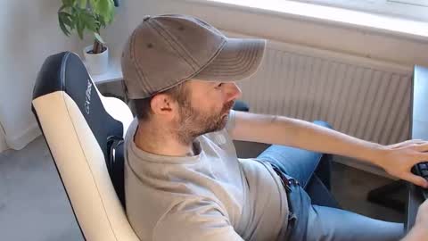 Snapshot of the_sensual_masturwait chatting on 10.05.25 the_sensual_masturwait online show from 10.05.25