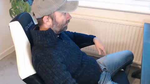 Snapshot of the_sensual_masturwait chatting on 10.10.25 the_sensual_masturwait online show from 10.10.25