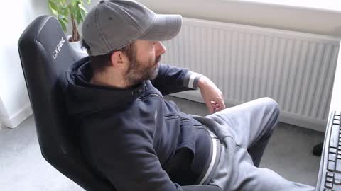 Snapshot of the_sensual_masturwait chatting on 11.03.25 the_sensual_masturwait online show from 11.03.25