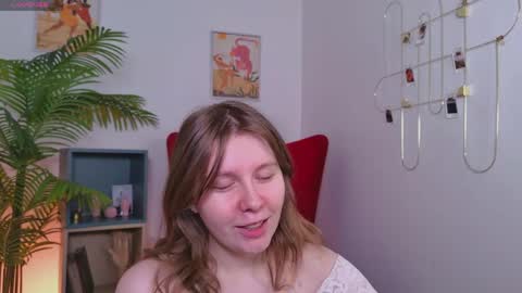 The Rosemarie I Wed FriSun 1 AM  9 AM EDT online show from 05.20.26