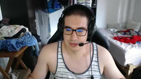 Snapshot of thealfawolfwolfbite chatting on 02.07.26 Vancoser online show from 02.07.26