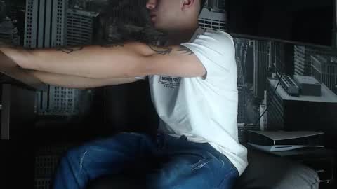 Snapshot of theangelmiguel chatting on 01.02.25 Miguel Angel online show from 01.02.25