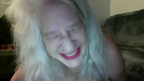 Snapshot of thearcticmilf chatting on 05.22.26 The Arctic Milf online show from 05.22.26