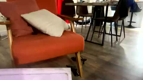 theauroravee online show from 09.14.25