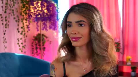 Snapshot of theayanna chatting on 10.14.25 Ayana online show from 10.14.25