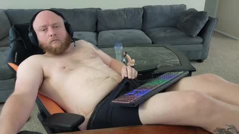 Snapshot of theballboy chatting on 09.20.25 theballboy online show from 09.20.25