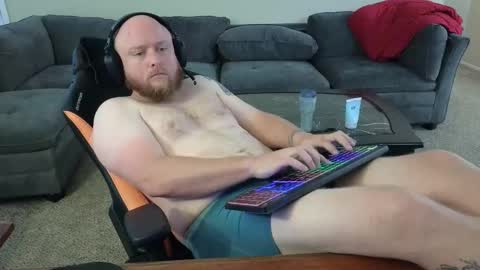 Snapshot of theballboy chatting on 10.16.25 theballboy online show from 10.16.25