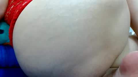 Snapshot of thebestpussyhairy chatting on 03.01.25 Karla online show from 03.01.25