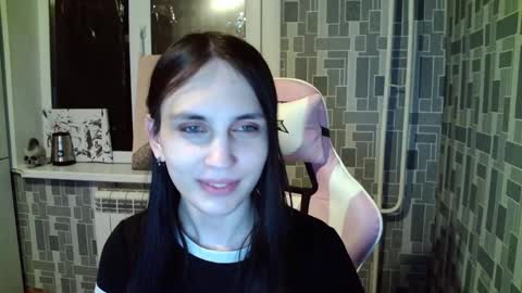 Snapshot of thebl4ckhearts chatting on 09.28.25 Daria and Diana 3 online show from 09.28.25