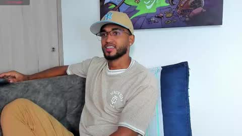 Snapshot of theblack_frank chatting on 12.03.25 theblack_frank online show from 12.03.25