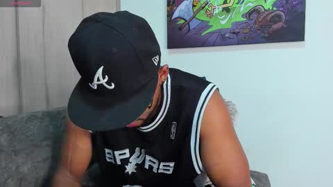 Snapshot of theblack_frank chatting on 12.17.25 theblack_frank online show from 12.17.25