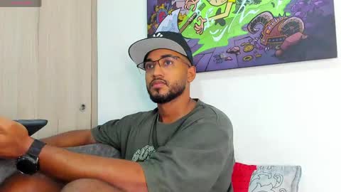 Snapshot of theblack_frank chatting on 04.14.26 theblack_frank online show from 04.14.26